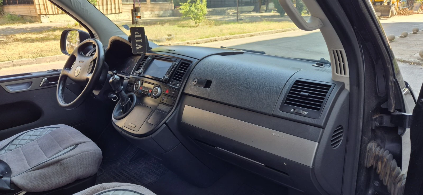VW Multivan 2.5 TDi - изображение 8