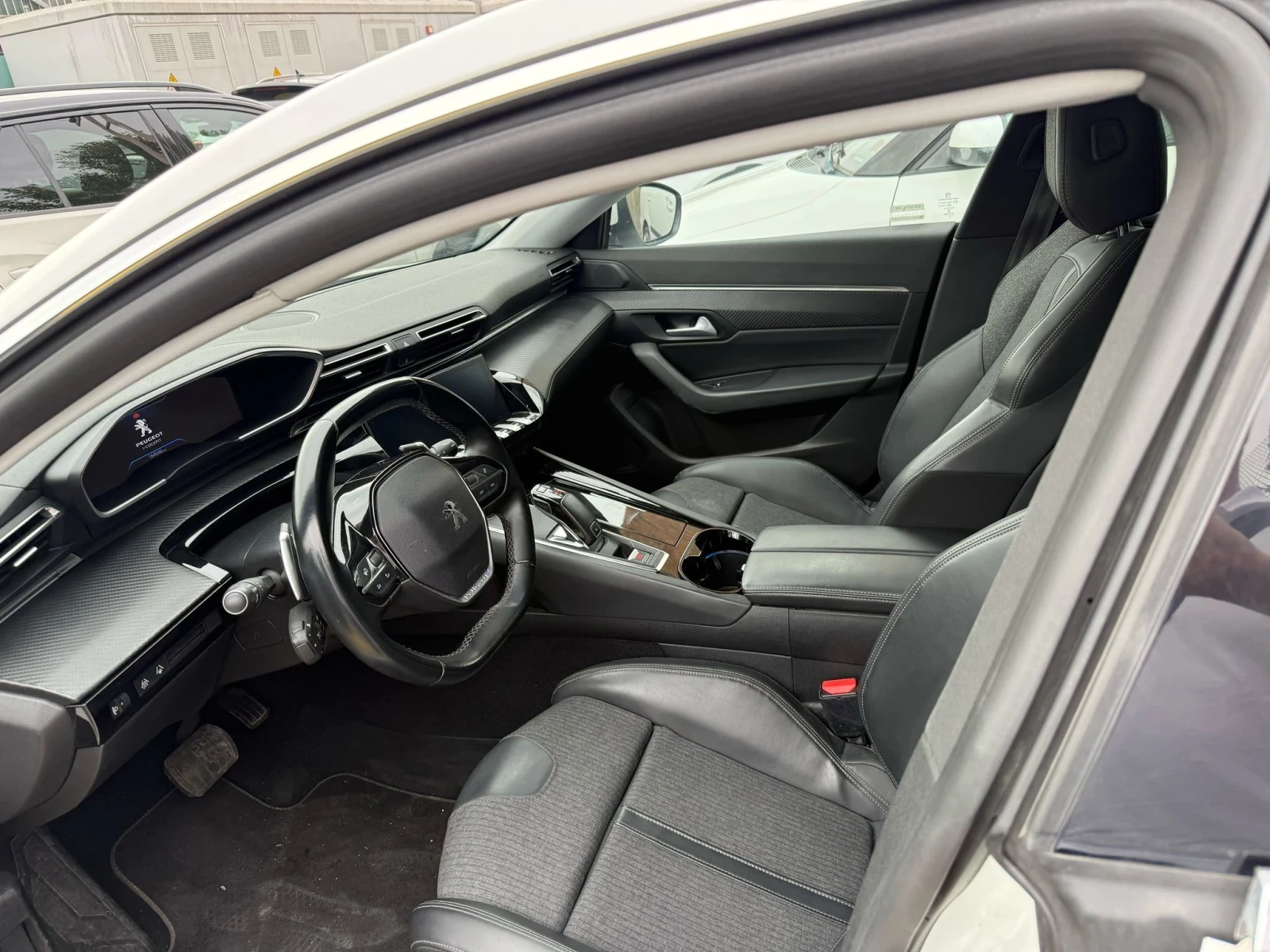 Peugeot 508 (KATO НОВА) - изображение 8