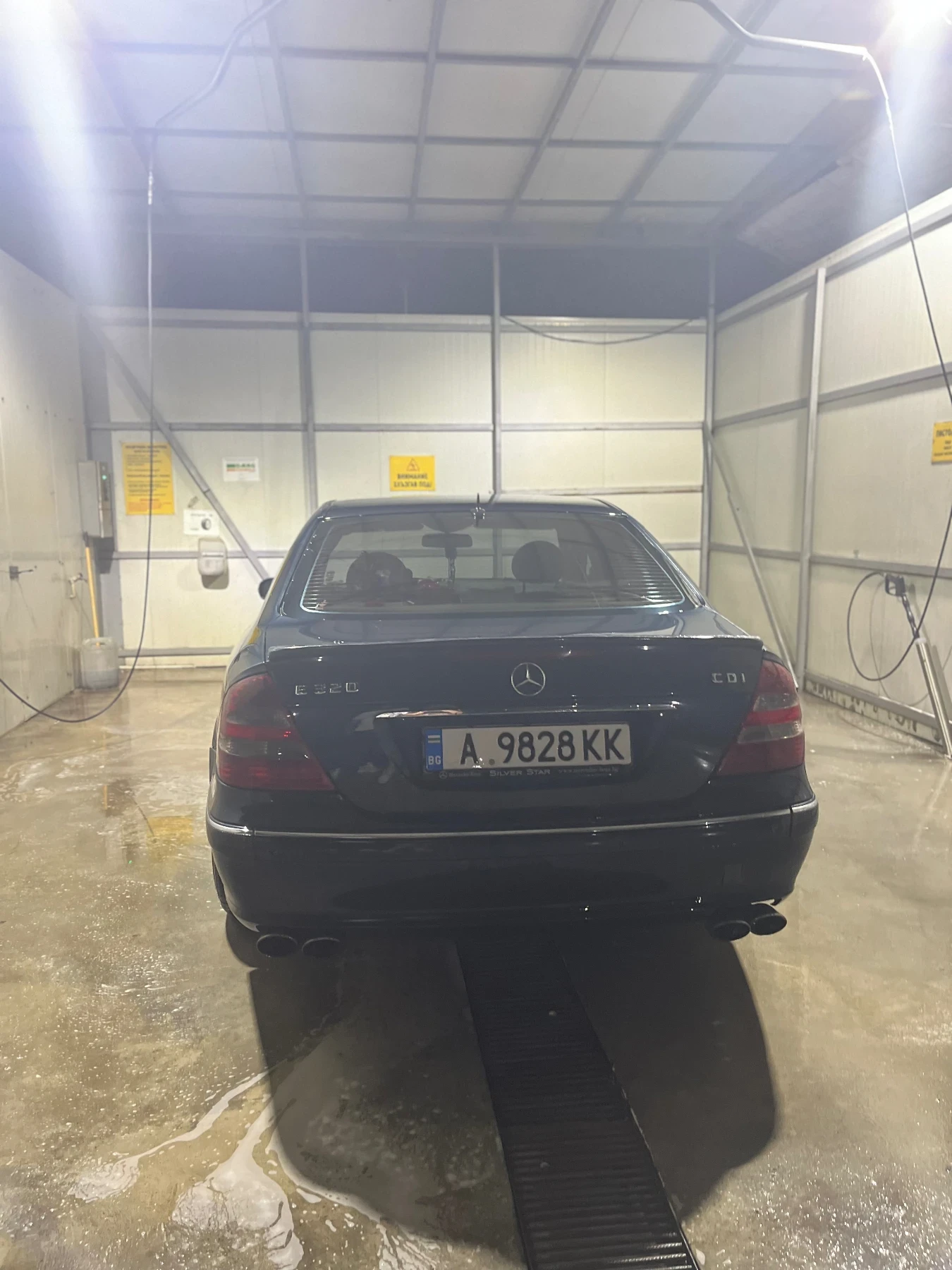 Mercedes-Benz E 320  - изображение 4