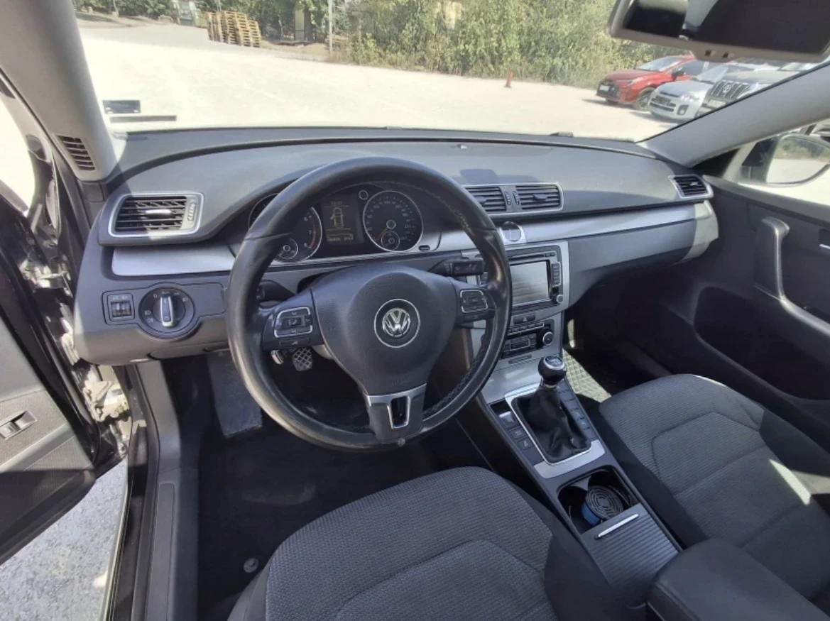 VW Passat  - изображение 8
