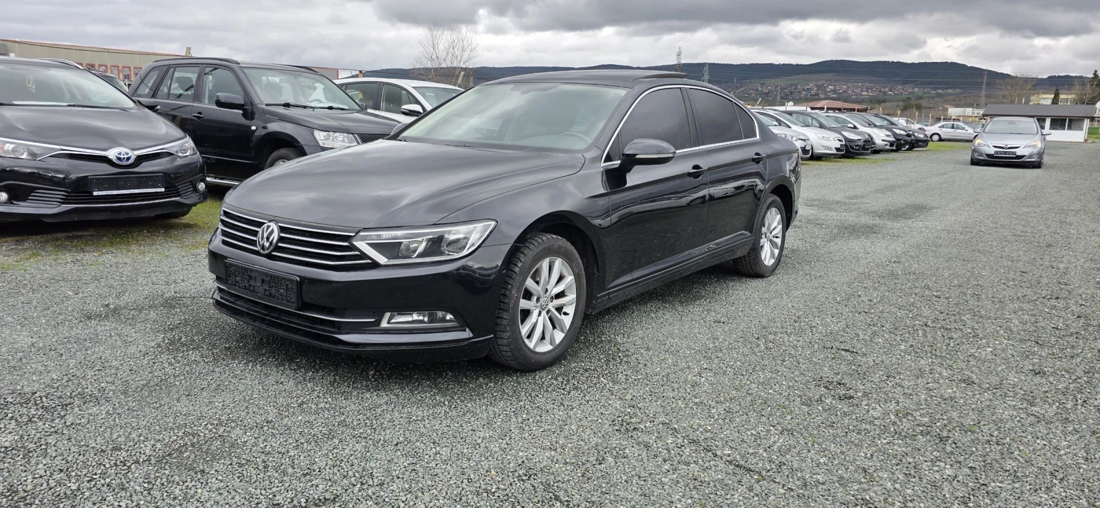 VW Passat 2.0 150 к автомат навигация 