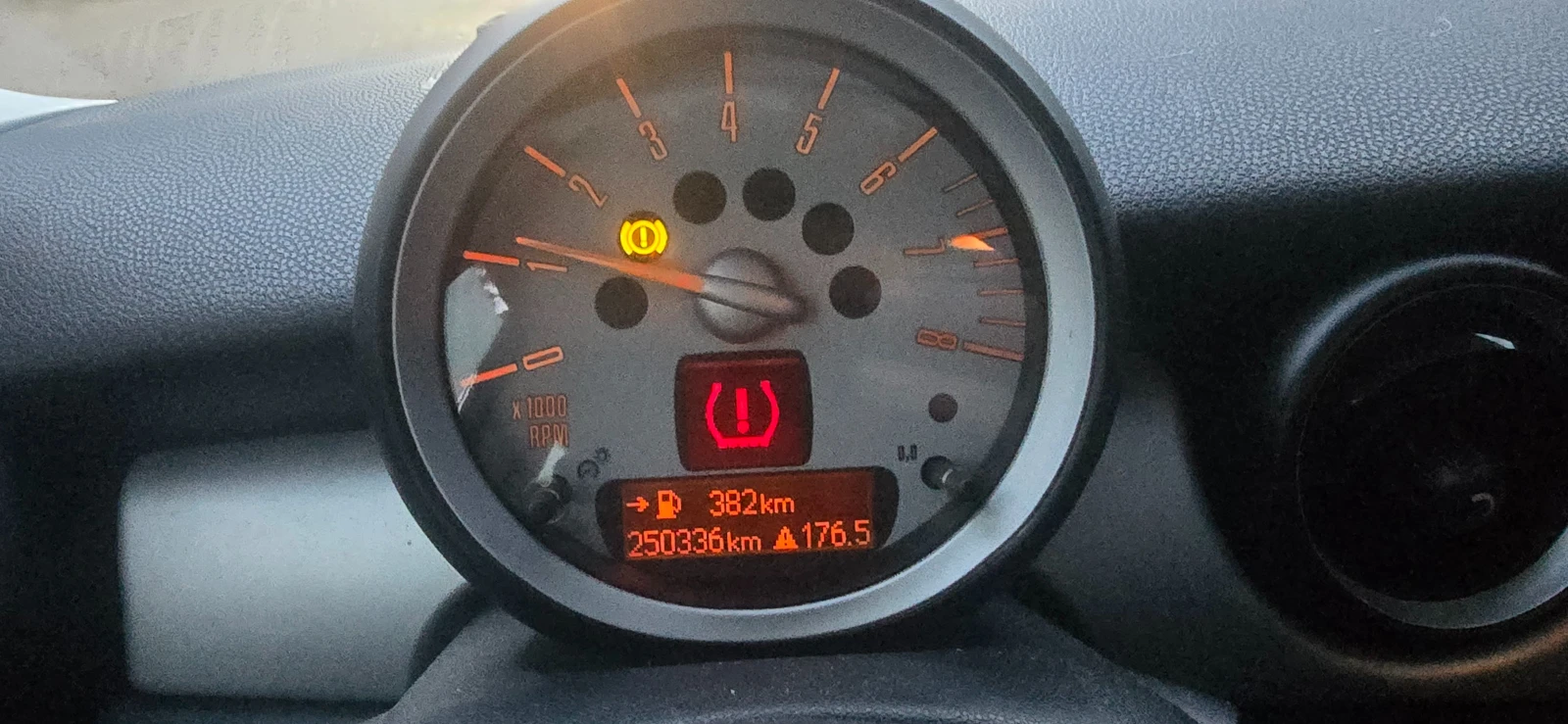 Mini Cooper 1.6i  - изображение 7