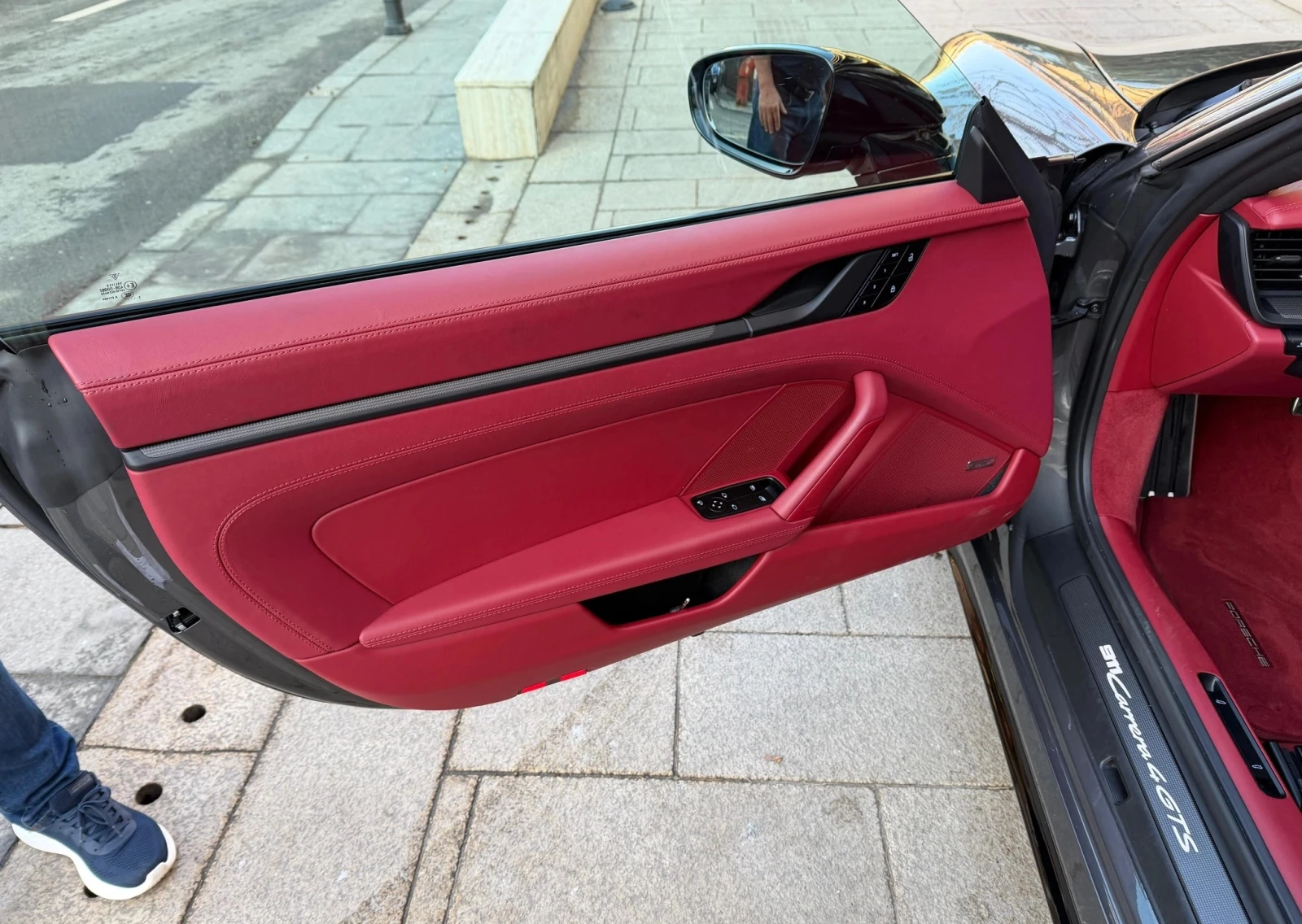 Porsche Carrera 4 GTS, снимка 6 - Автомобили и джипове - 53807354