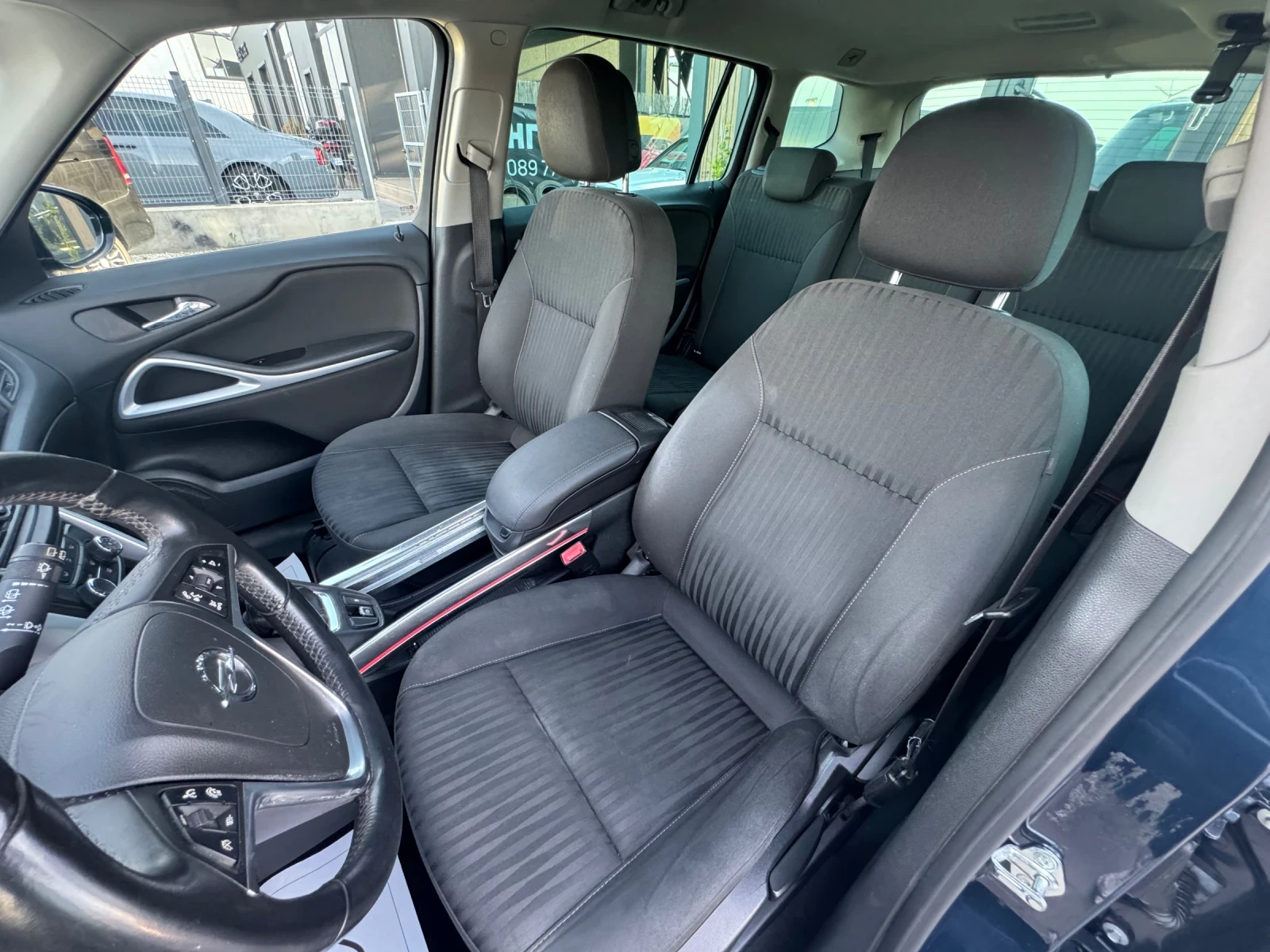 Opel Zafira 7местен 2012, снимка 9 - Автомобили и джипове - 54416787