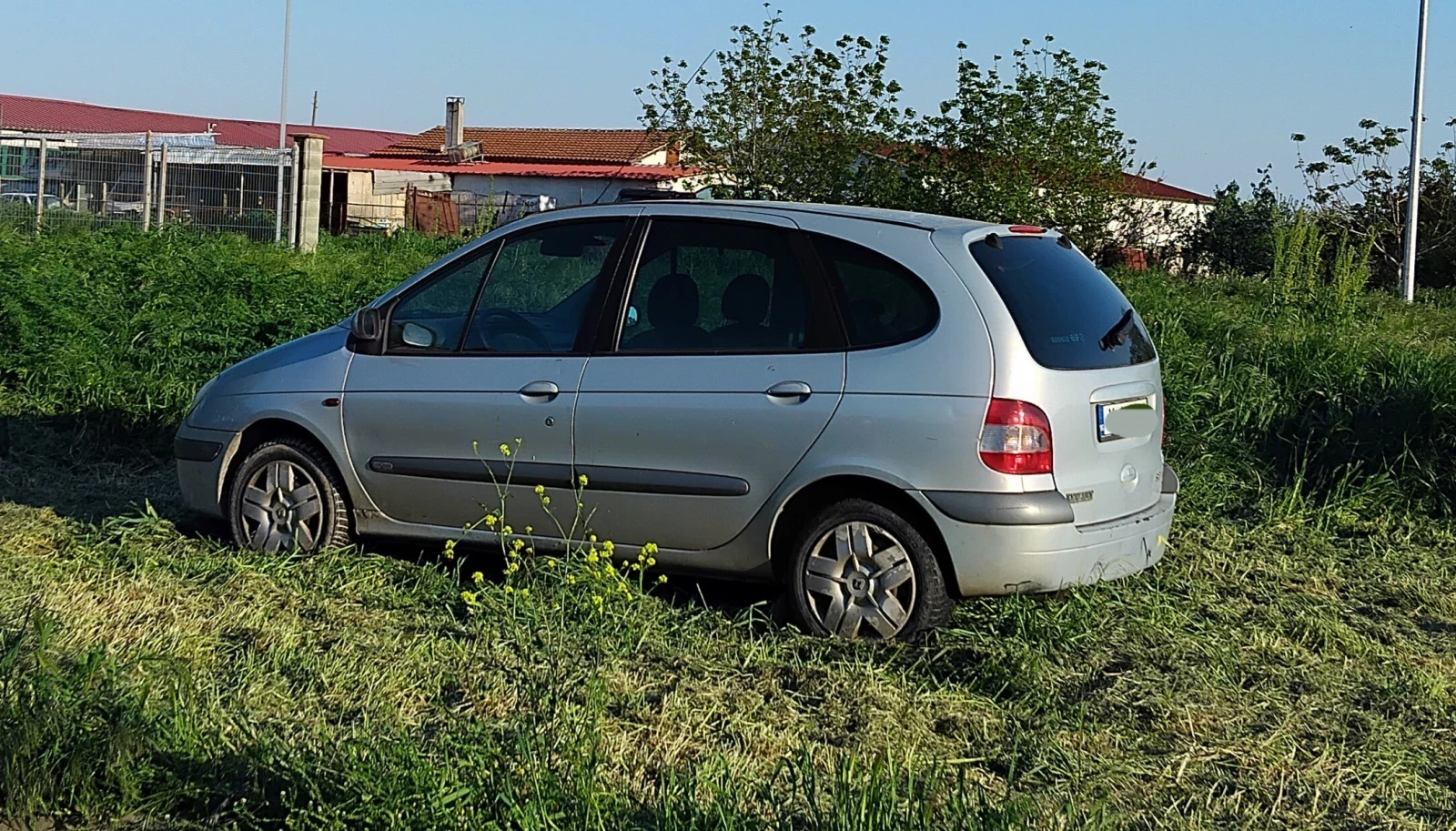 Renault Scenic, снимка 2 - Автомобили и джипове - 54455785