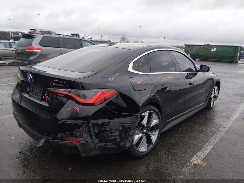 BMW i4 Gran Coupe xDrive40 | Mobile.bg � ����������� 4