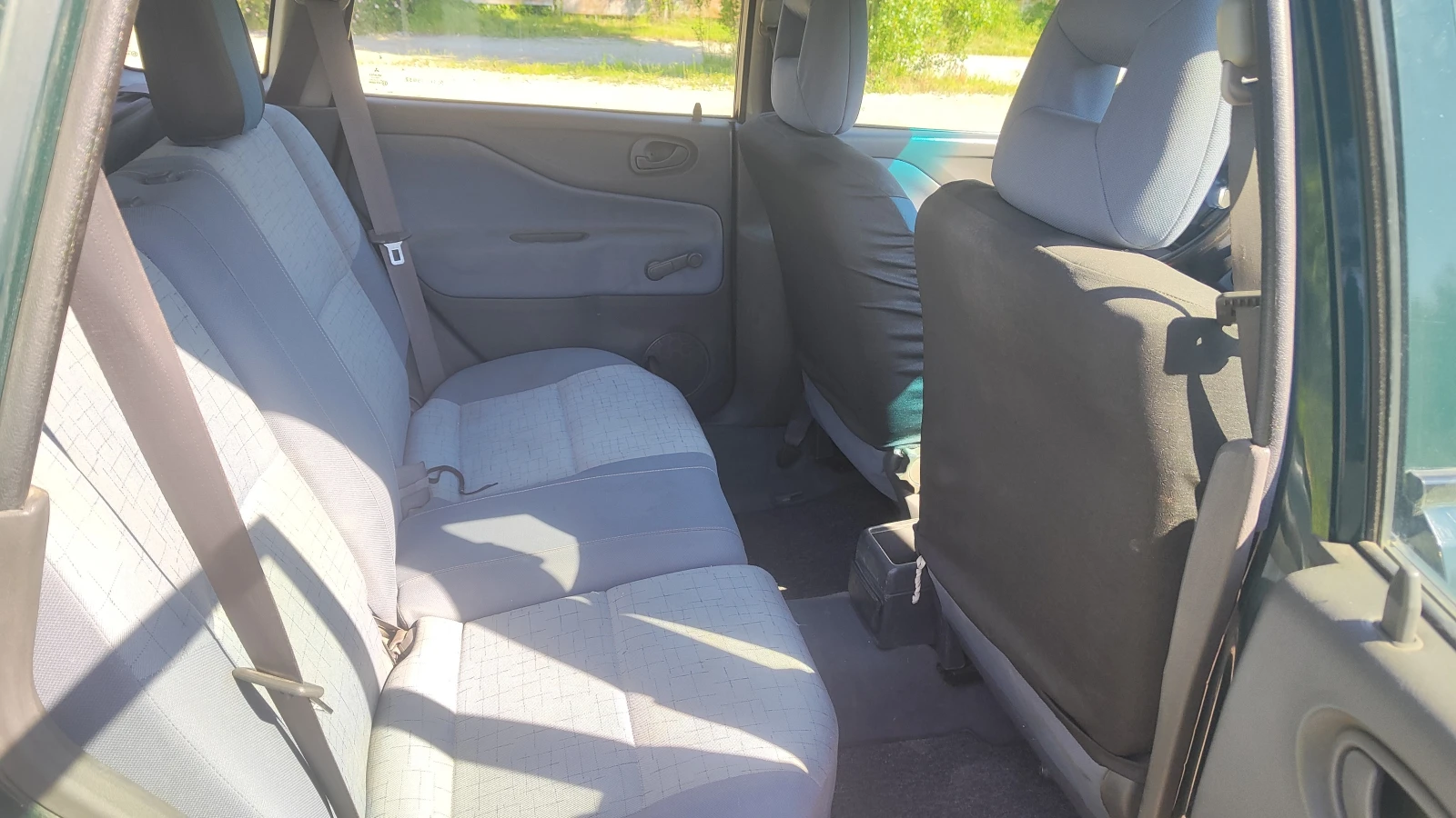 Mitsubishi Space star, снимка 4 - Автомобили и джипове - 54668619