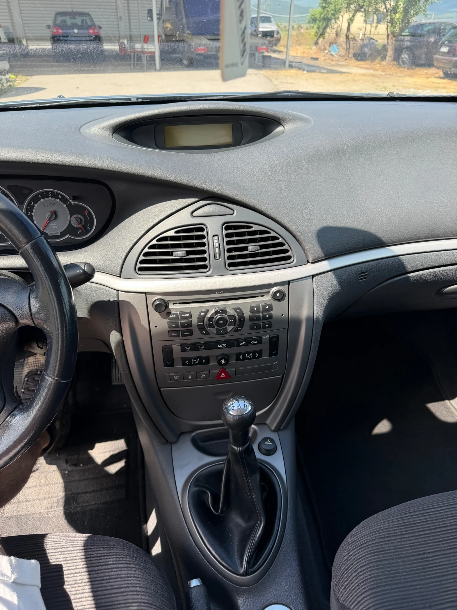 Citroen C5 1.6 HDI, снимка 12 - Автомобили и джипове - 54803234