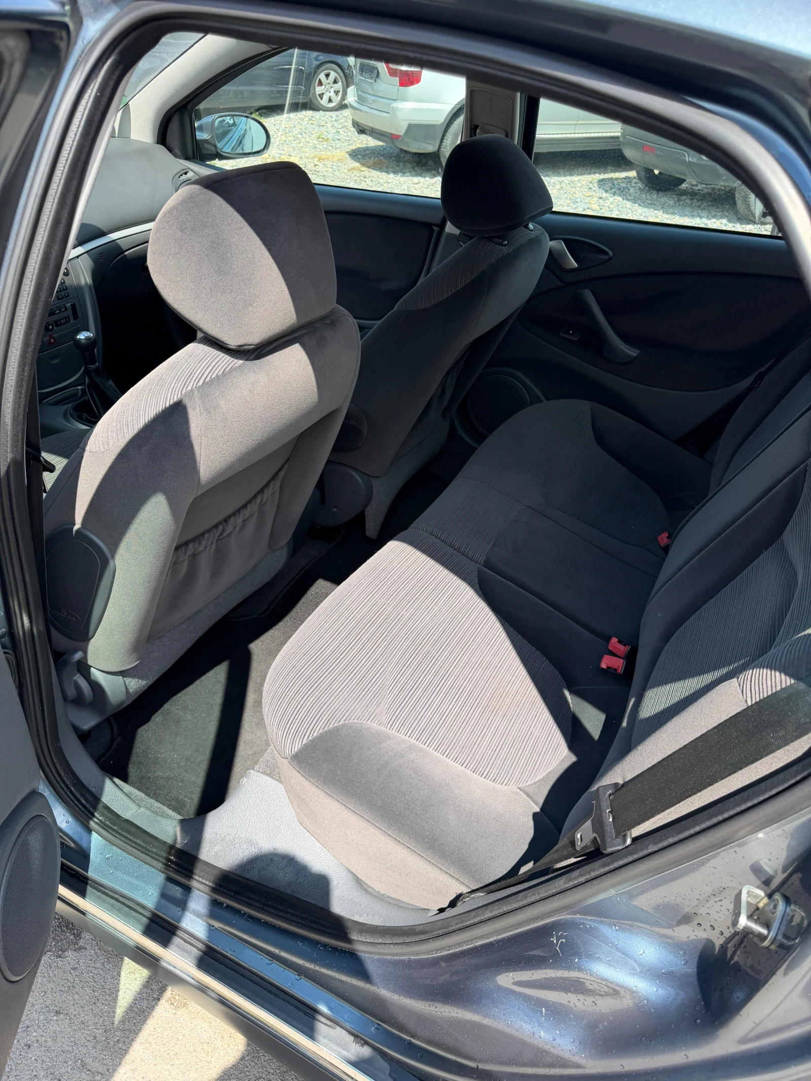 Citroen C5 1.6 HDI, снимка 15 - Автомобили и джипове - 54803234