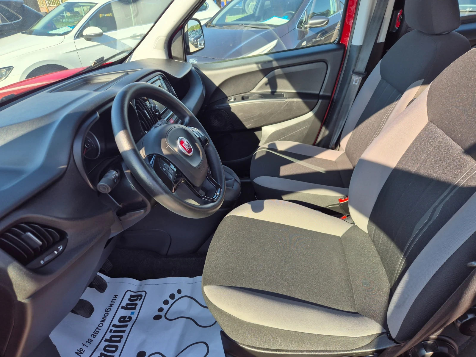 Fiat Doblo 1.6 M-JeT, снимка 10 - Автомобили и джипове - 54863372
