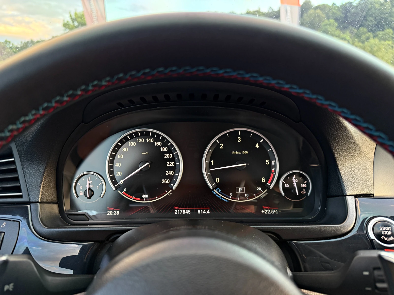 BMW 535 M Pack xDrive Head Up Memory 360cam 3TV Keyless, снимка 9 - Автомобили и джипове - 55166080