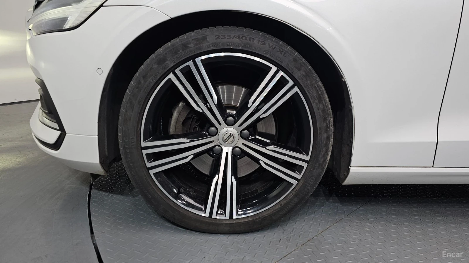 Volvo S60 * B5* ПАНО* KEYLESS* Camera* ПОДГРЕВ* 360* , снимка 5 - Автомобили и джипове - 55584857