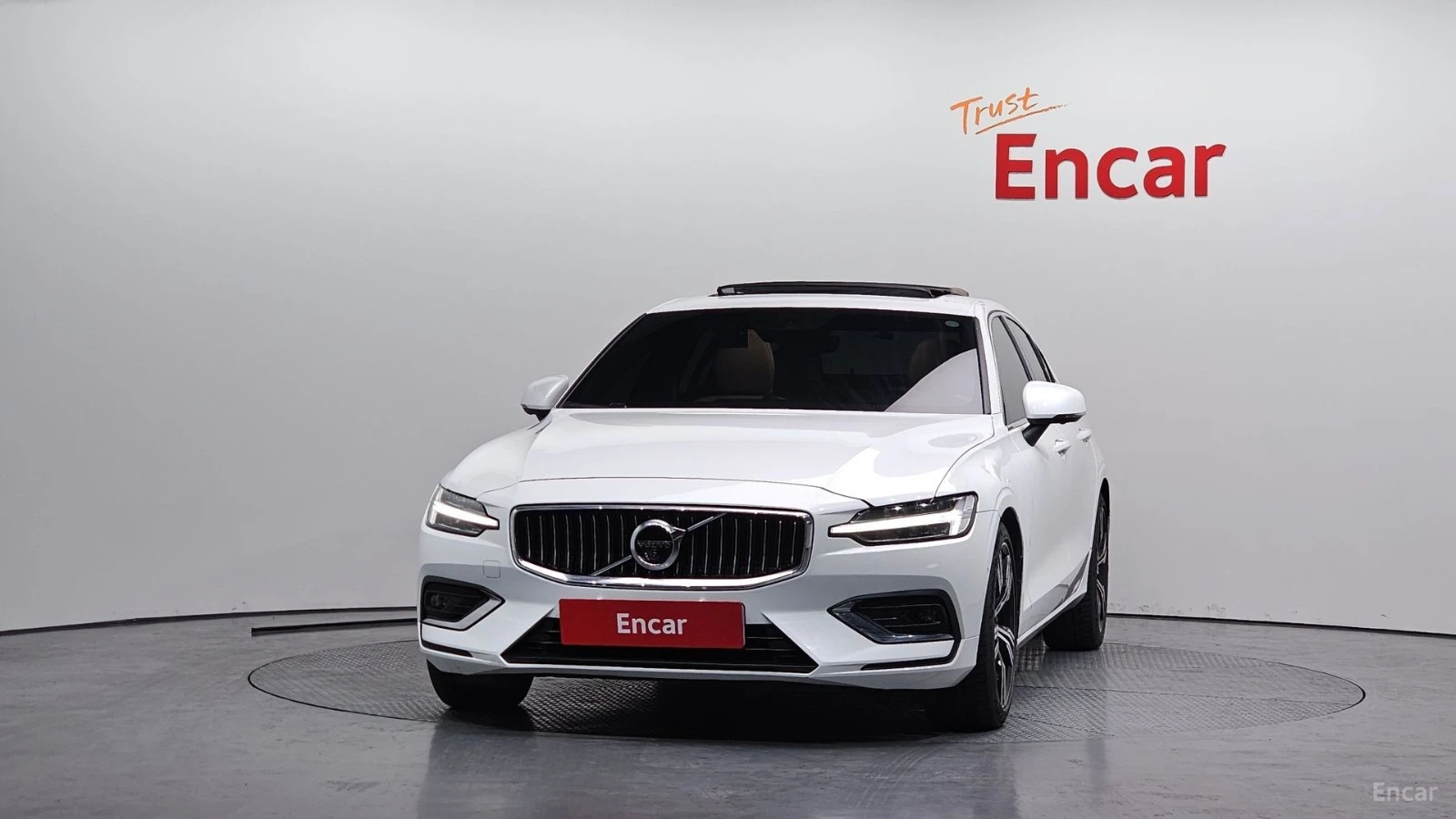 Volvo S60 * B5* ПАНО* KEYLESS* Camera* ПОДГРЕВ* 360* , снимка 3 - Автомобили и джипове - 55584857