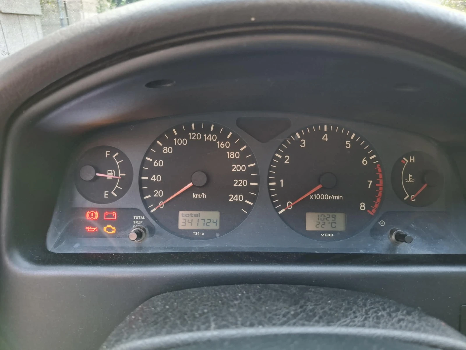 Toyota Avensis, снимка 5 - Автомобили и джипове - 55636928
