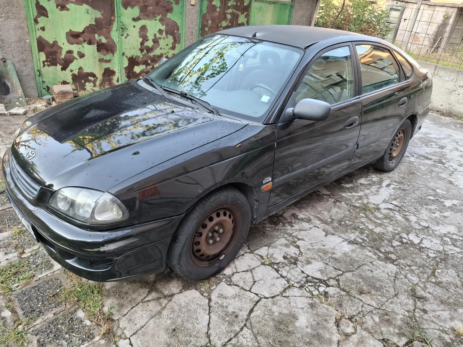 Toyota Avensis, снимка 11 - Автомобили и джипове - 55636928