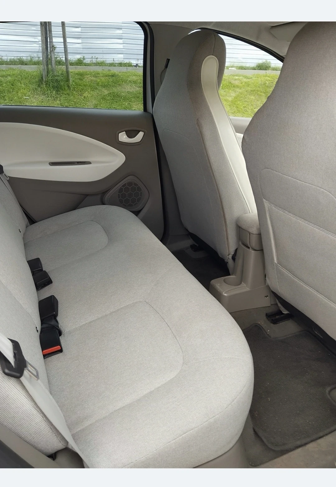 Renault Zoe, снимка 7 - Автомобили и джипове - 55836420