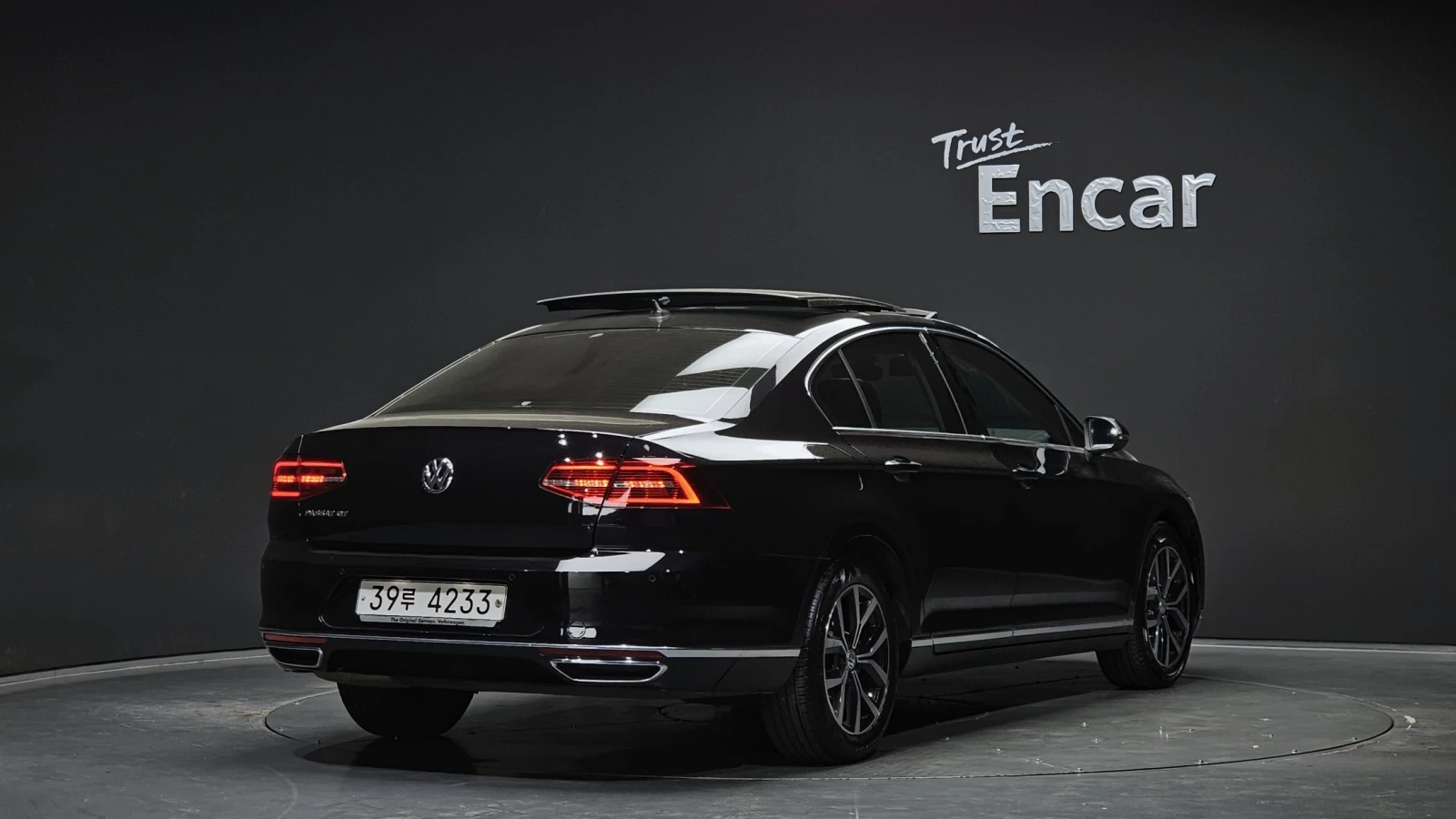 VW Passat GT 2.0 TDI Premium, снимка 2 - Автомобили и джипове - 56080312