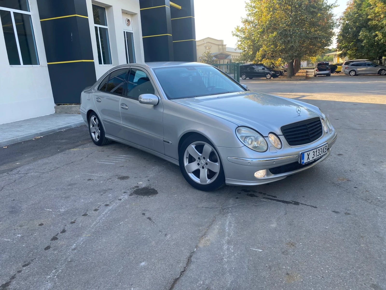 Mercedes-Benz E 220