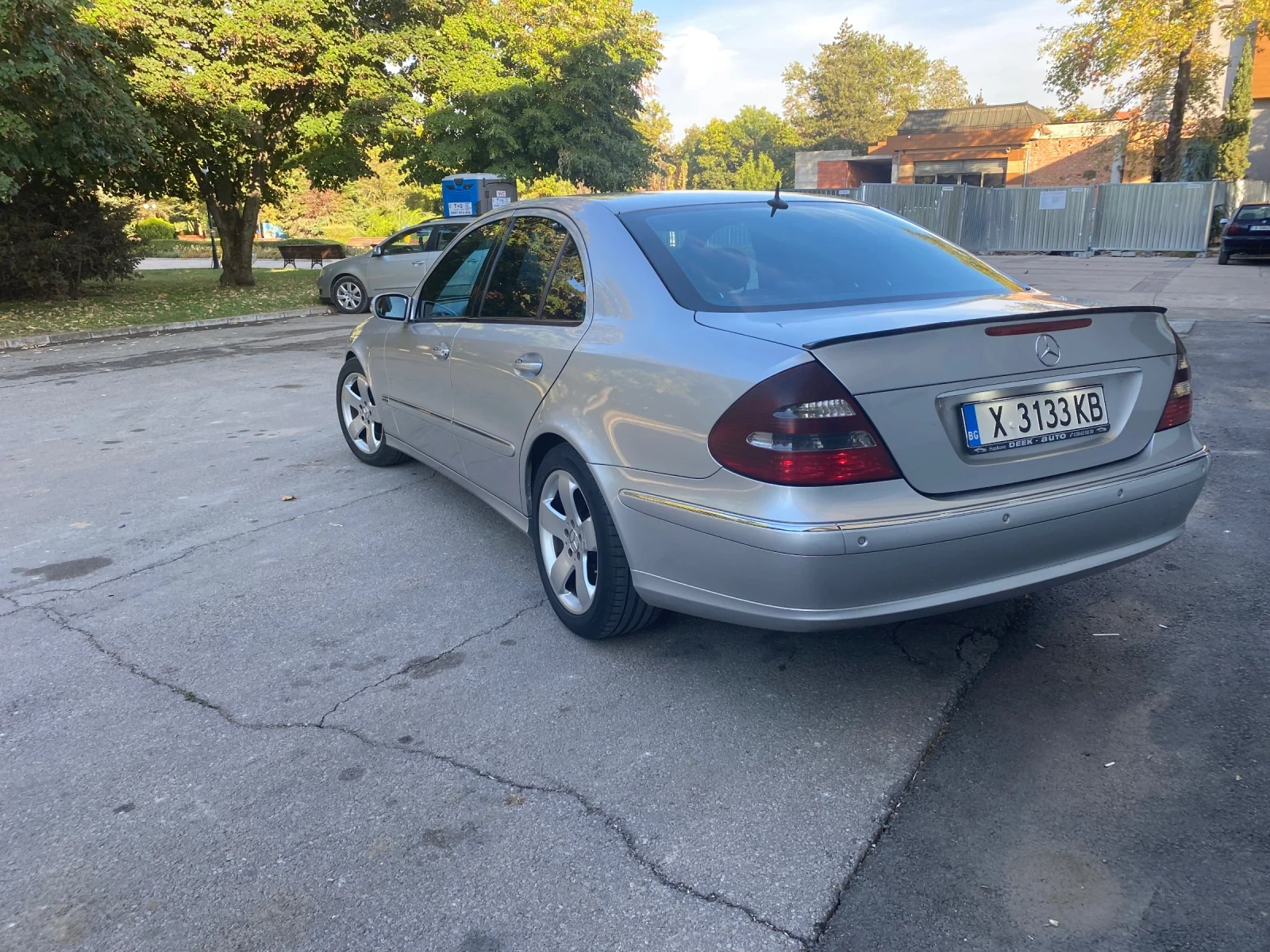 Mercedes-Benz E 220, снимка 7 - Автомобили и джипове - 56145043