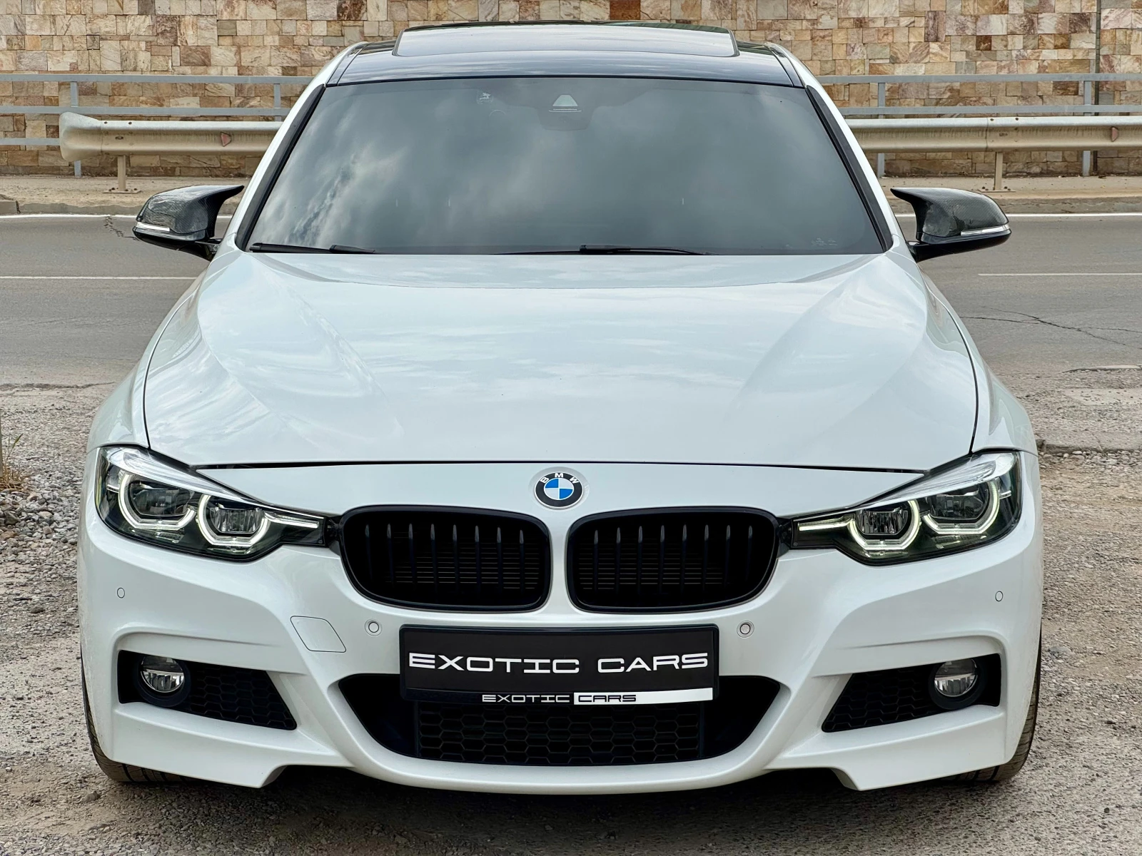 BMW 320 d RWD B47 LCI (FaceLift) ! M Pack !, снимка 2 - Автомобили и джипове - 56197704