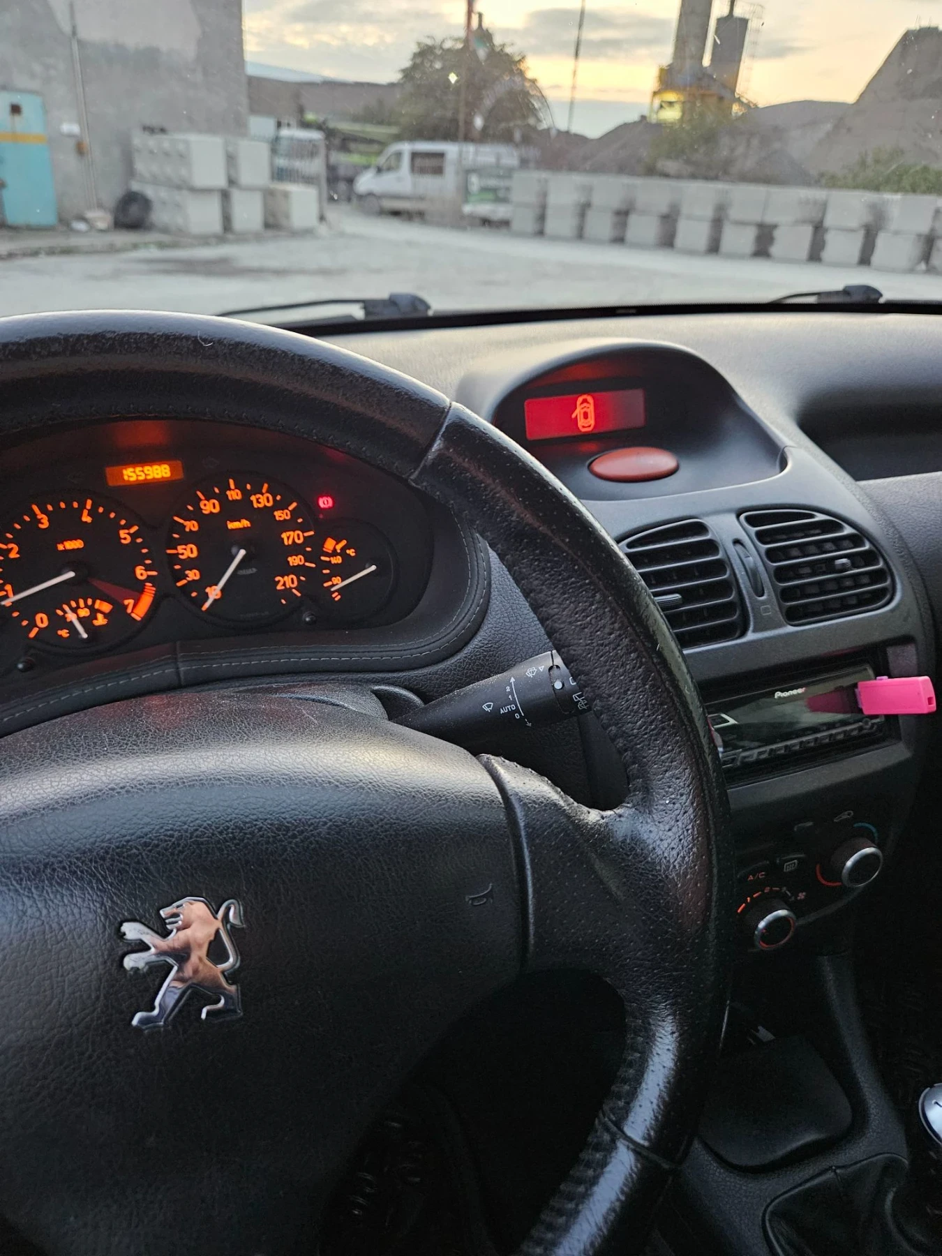 Peugeot 206 1600 16v XS, снимка 14 - Автомобили и джипове - 56749773