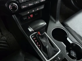 Kia Sportage 2.0 CRDi 4WD, снимка 9