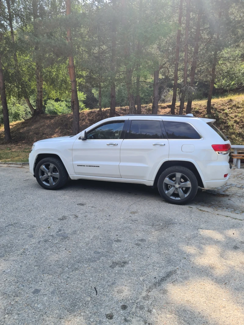 Jeep Grand cherokee, снимка 13 - Автомобили и джипове - 47919918