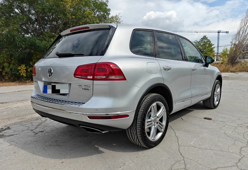 VW Touareg 3.0TDI V6 + ОПИСАНИЕ, снимка 6 - Автомобили и джипове - 52191041
