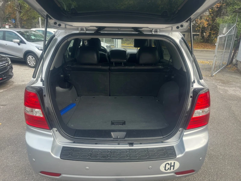 Kia Sorento 2.5CRDI* Facelift, снимка 14 - Автомобили и джипове - 52084284