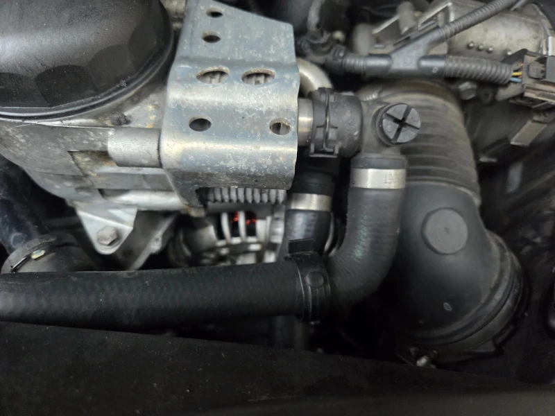 BMW X1, снимка 14 - Автомобили и джипове - 53168052