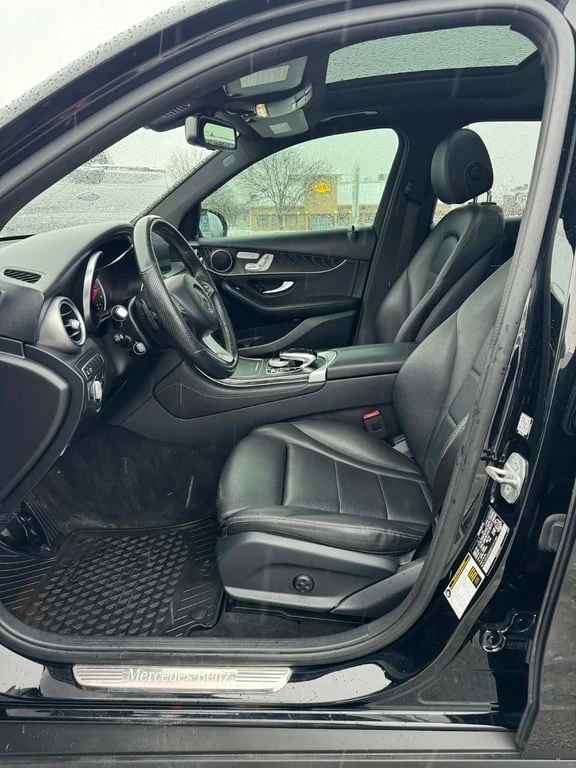 Mercedes-Benz GLC 300 2019 4MATIC * CARFAX * БЕЗ ПЪРВОНАЧАЛНА ВНОСКА - изображение 10