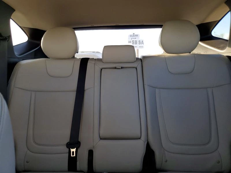 Hyundai Tucson 2.5L 4 Front-wheel Drive, снимка 11 - Автомобили и джипове - 53768835