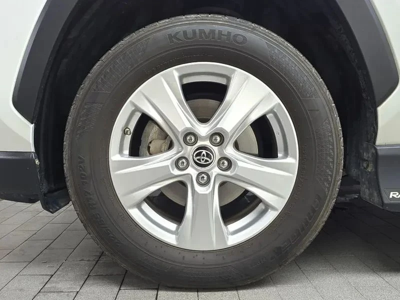 Toyota Rav4, снимка 4 - Автомобили и джипове - 56685333