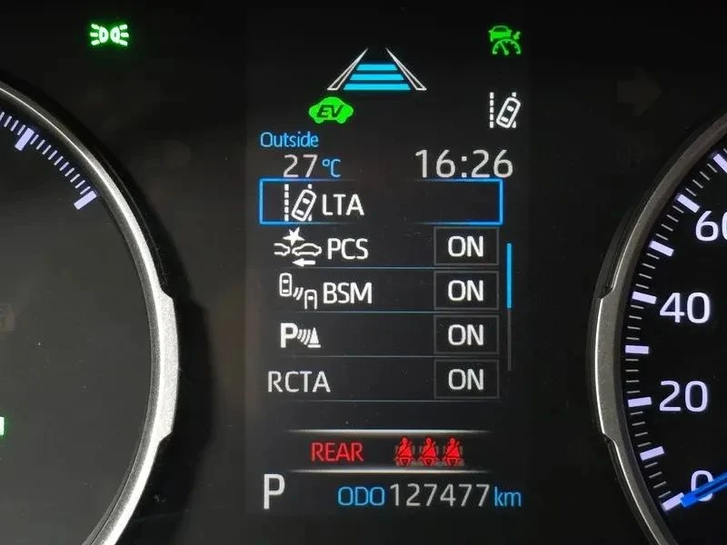 Toyota Rav4, снимка 14 - Автомобили и джипове - 56685333