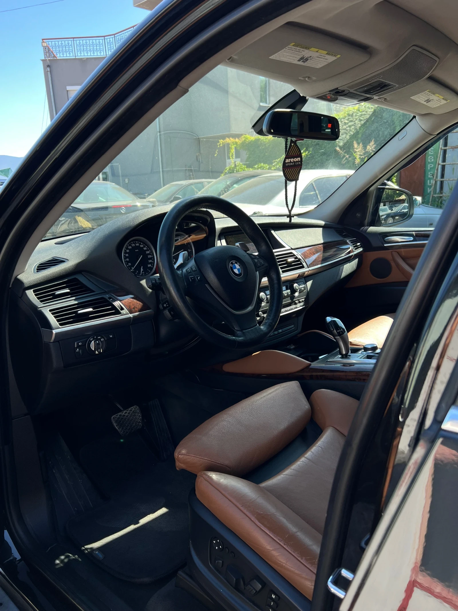 BMW X5 e70 4.8i - изображение 6