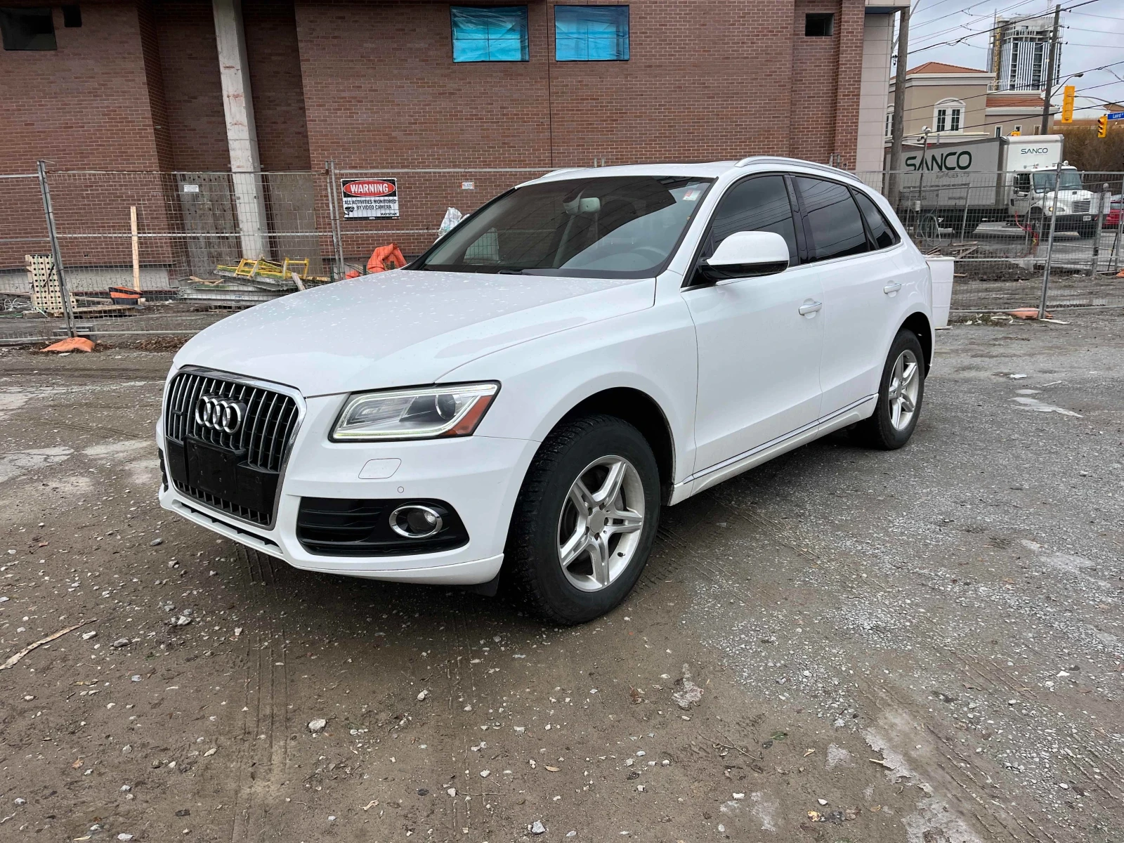 Audi Q5  Progressiv * * CARFAX * * ���� ������ * *  | Mobile.bg � ����������� 2