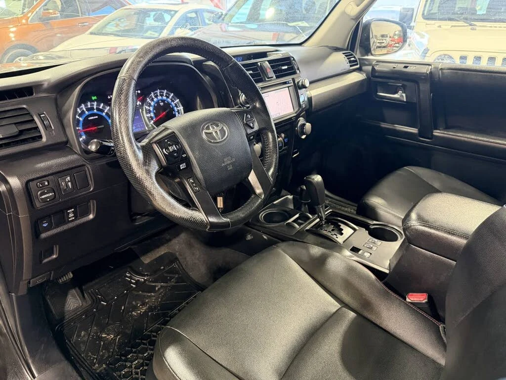 Toyota 4runner КАМЕРА* КОЖА* ПОДГРЕВ* ПАНОРАМА*  - изображение 5