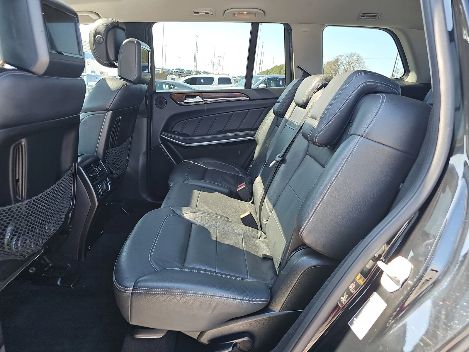 Mercedes-Benz GL 500 AMG PK| PANO| ВАКУМ| ОБДУХ| HARMAN| , снимка 12 - Автомобили и джипове - 53818648