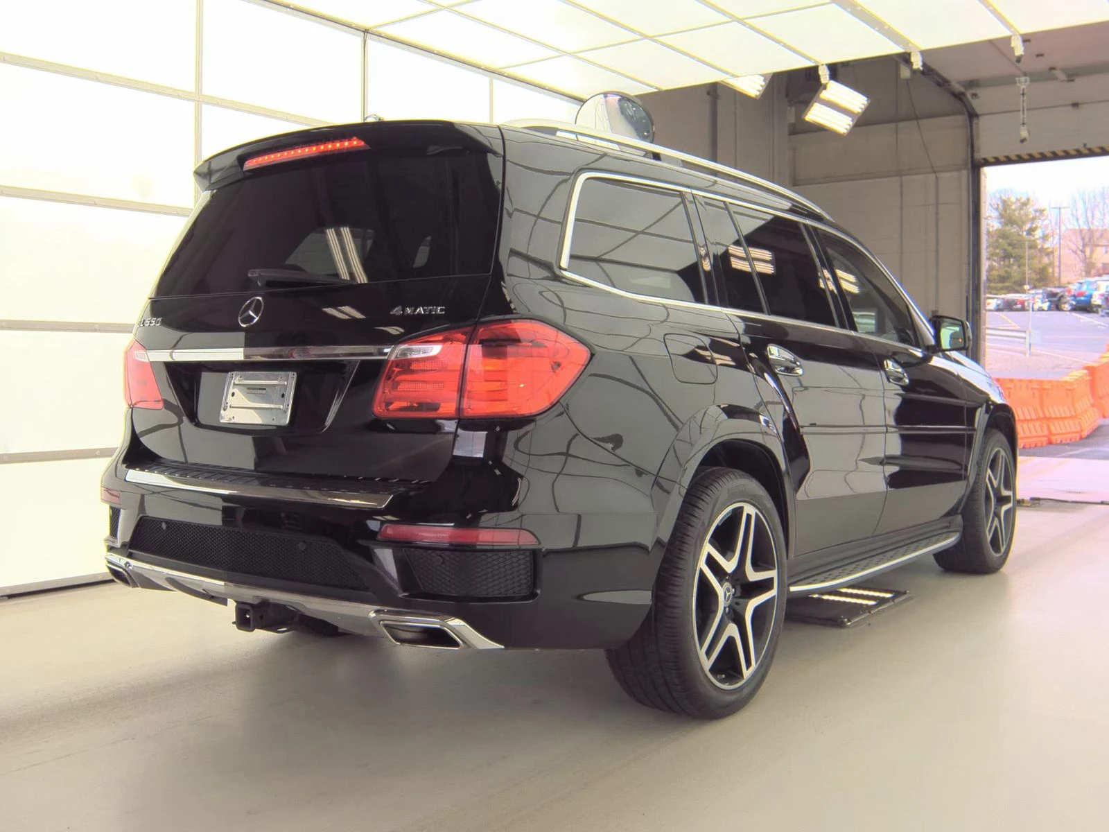 Mercedes-Benz GL 500 AMG PK| PANO| ВАКУМ| ОБДУХ| HARMAN| , снимка 5 - Автомобили и джипове - 53818648