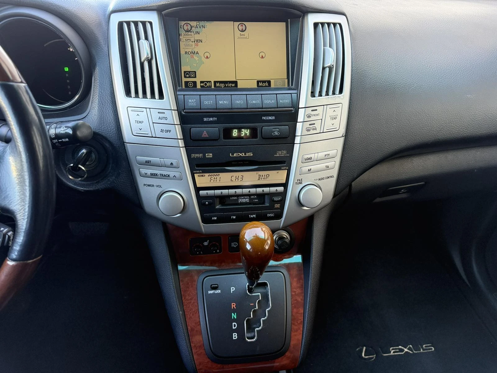 Lexus RX 400h Швейцария ТОП СЪСТОЯНИЕ, снимка 10 - Автомобили и джипове - 53888439