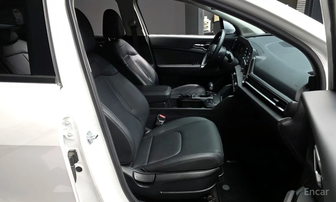 Kia Sportage * ГАЗ* КАМЕРИ* ПОДГРЕВ* ДИГ* ТАБЛО* LANE* ASSIST* , снимка 9 - Автомобили и джипове - 54120269