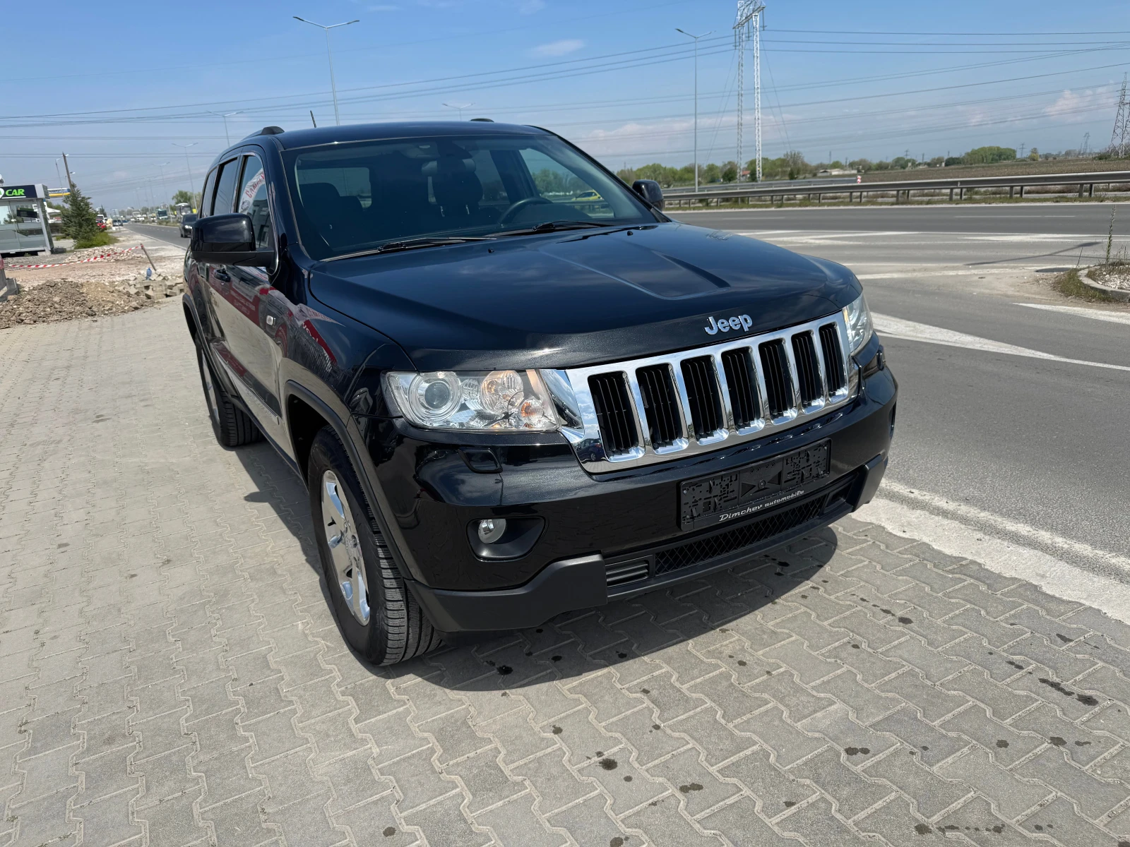 Jeep Grand cherokee 3.0 Diesel, снимка 2 - Автомобили и джипове - 54256267