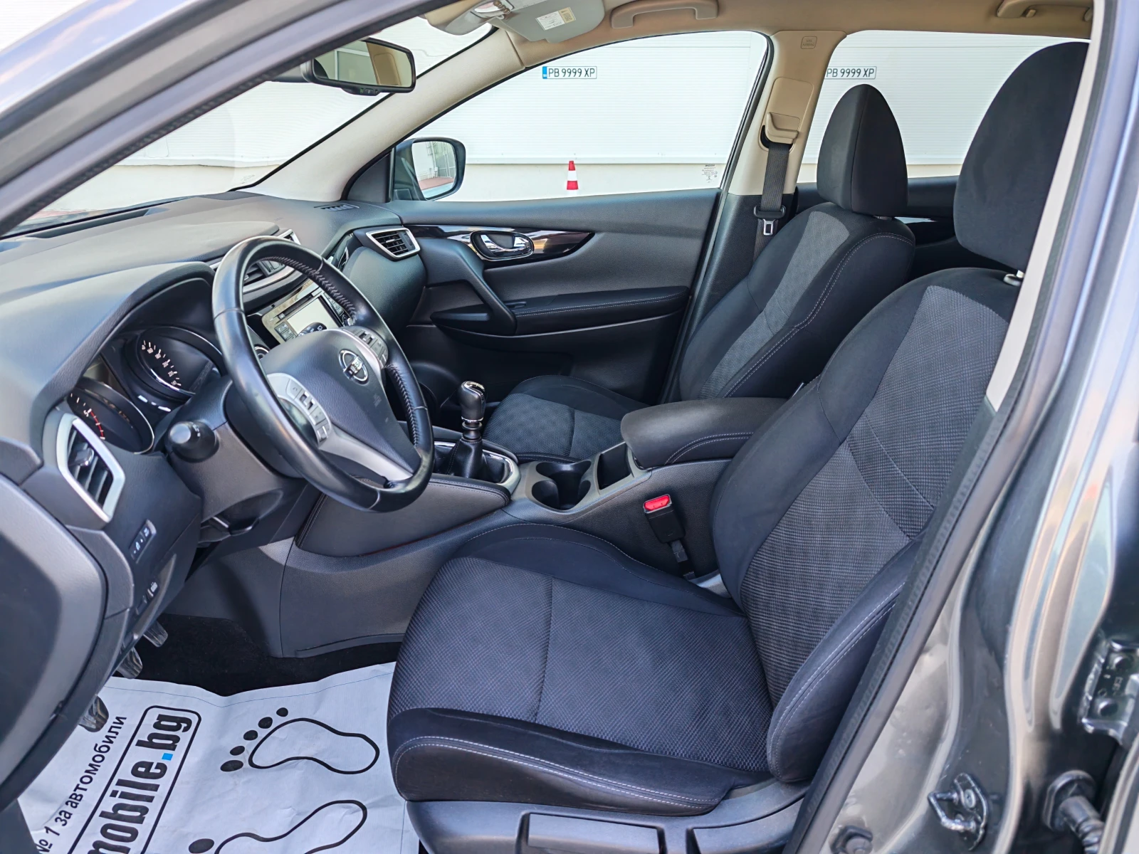 Nissan Qashqai 1.6 dci 131 kn 4×4, снимка 10 - Автомобили и джипове - 54439661
