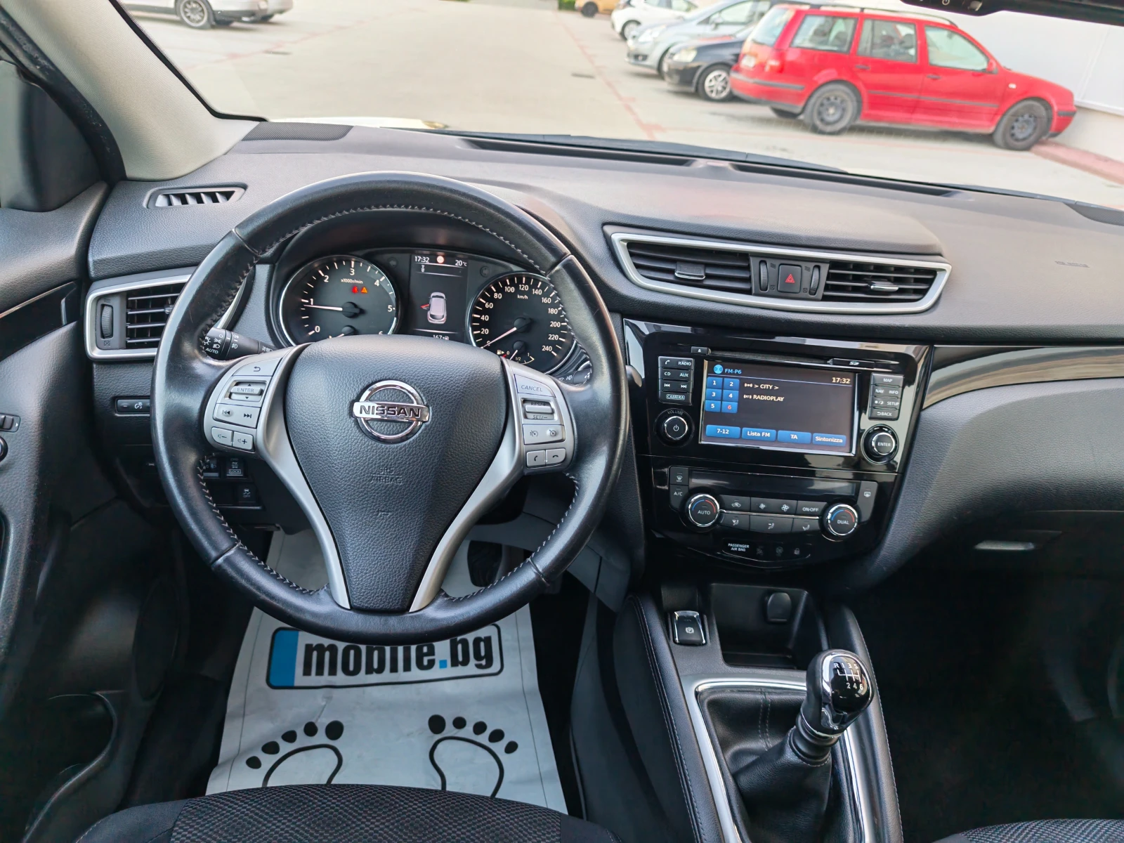 Nissan Qashqai 1.6 dci 131 kn 4×4, снимка 11 - Автомобили и джипове - 54439661