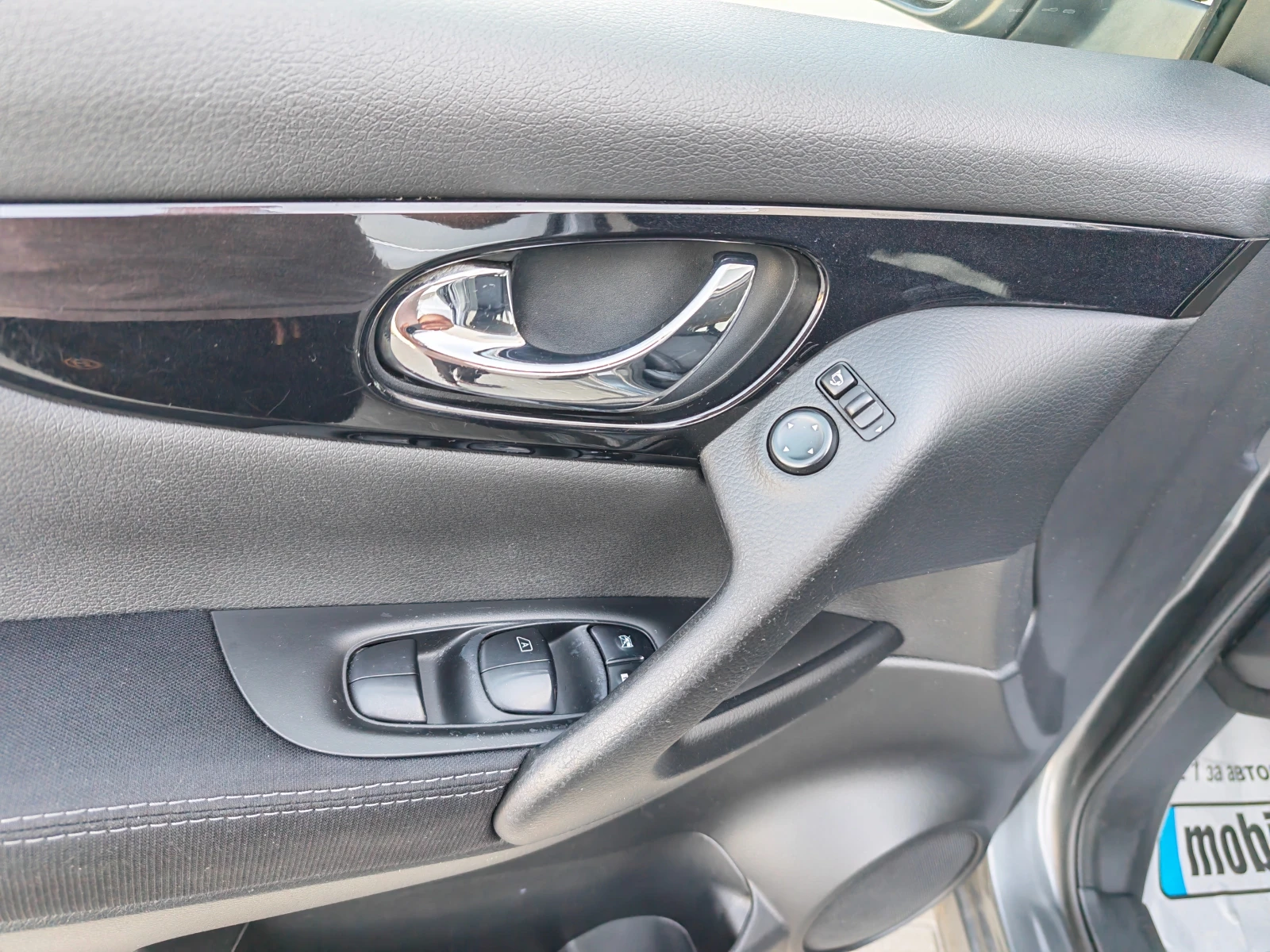 Nissan Qashqai 1.6 dci 131 kn 4×4, снимка 9 - Автомобили и джипове - 54439661