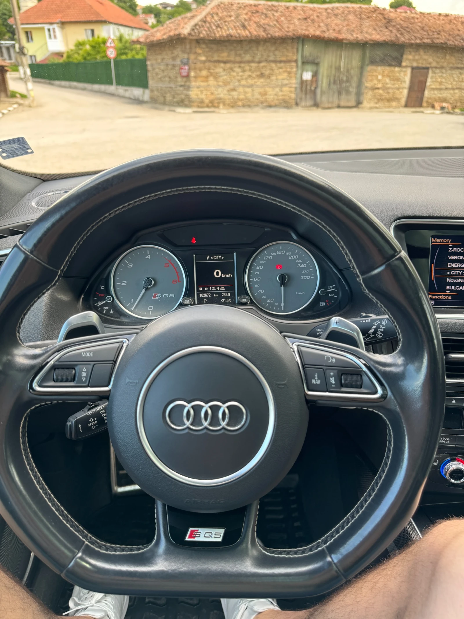 Audi SQ5, снимка 13 - Автомобили и джипове - 54945512