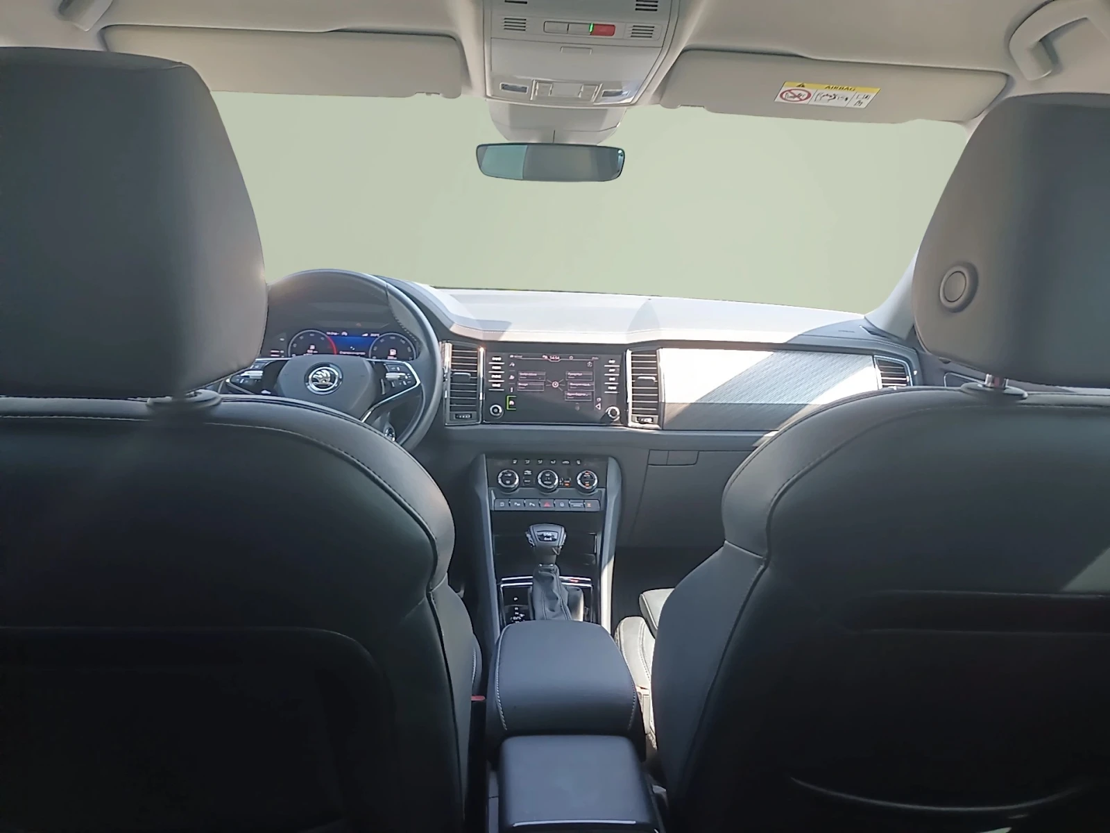 Skoda Kodiaq 2.0TDI/4x4/7DSG, снимка 10 - Автомобили и джипове - 55936825