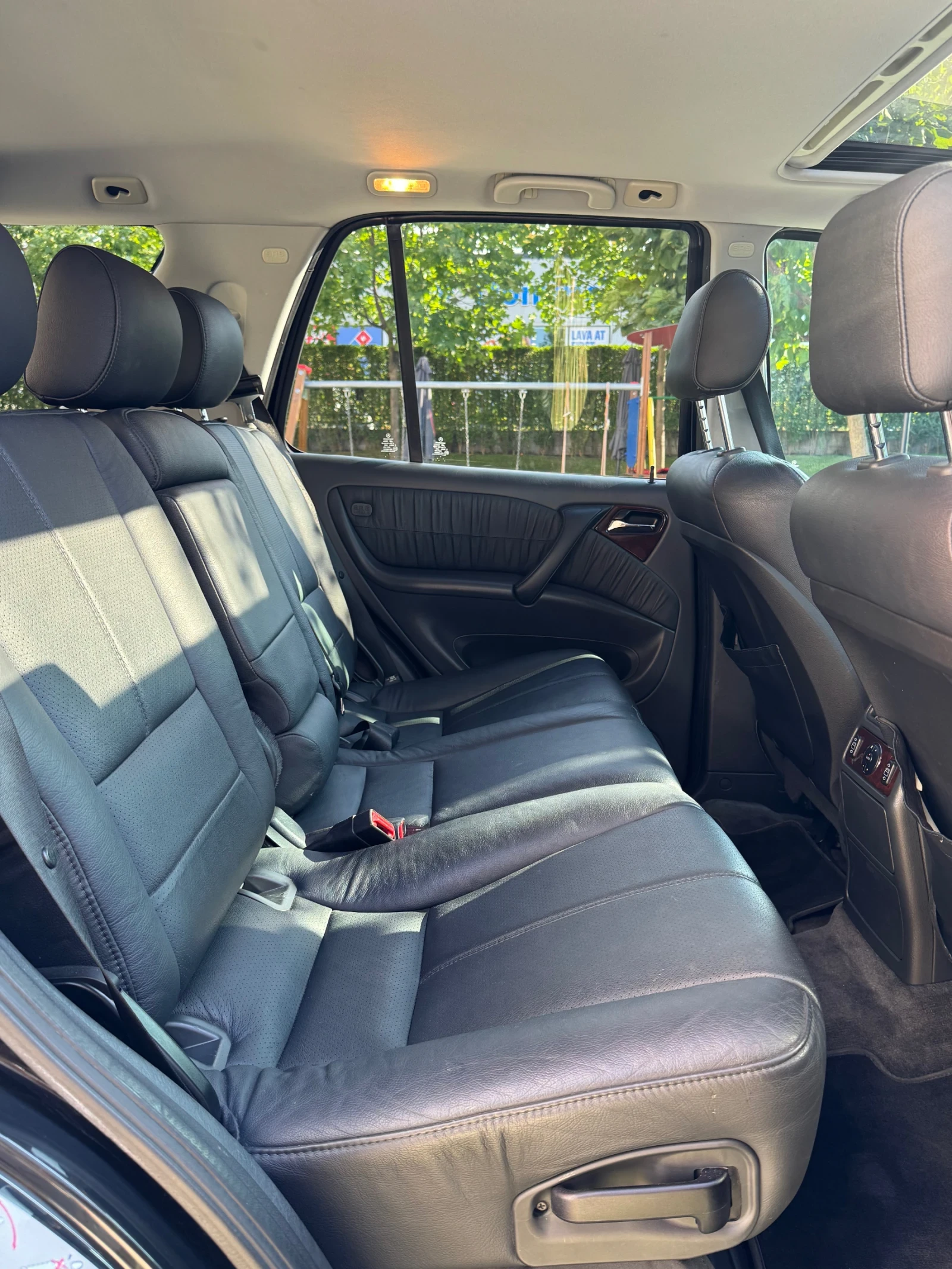Mercedes-Benz ML 500 5.0 , снимка 15 - Автомобили и джипове - 55971850