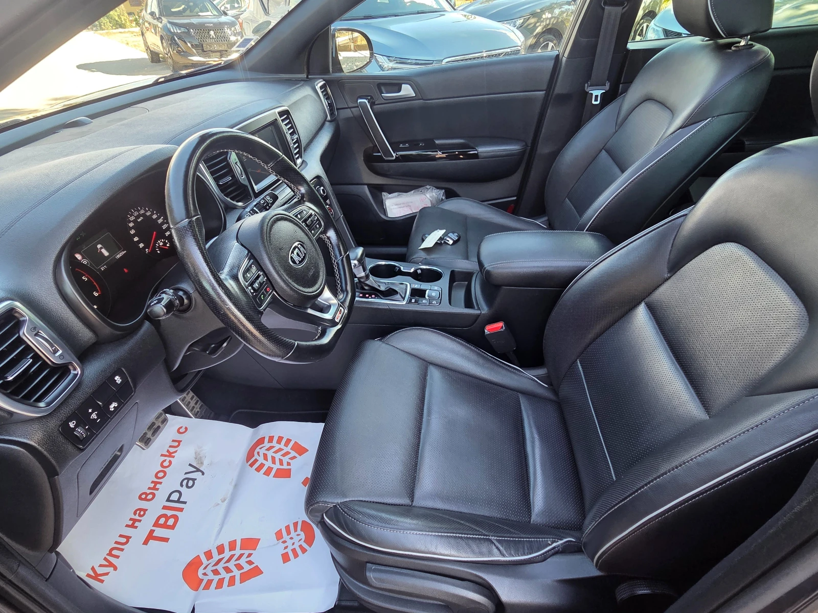 Kia Sportage 1.7 D GT-LINE* * PANORAMA* KAYLES GO* NAVI* START-, снимка 11 - Автомобили и джипове - 56315534
