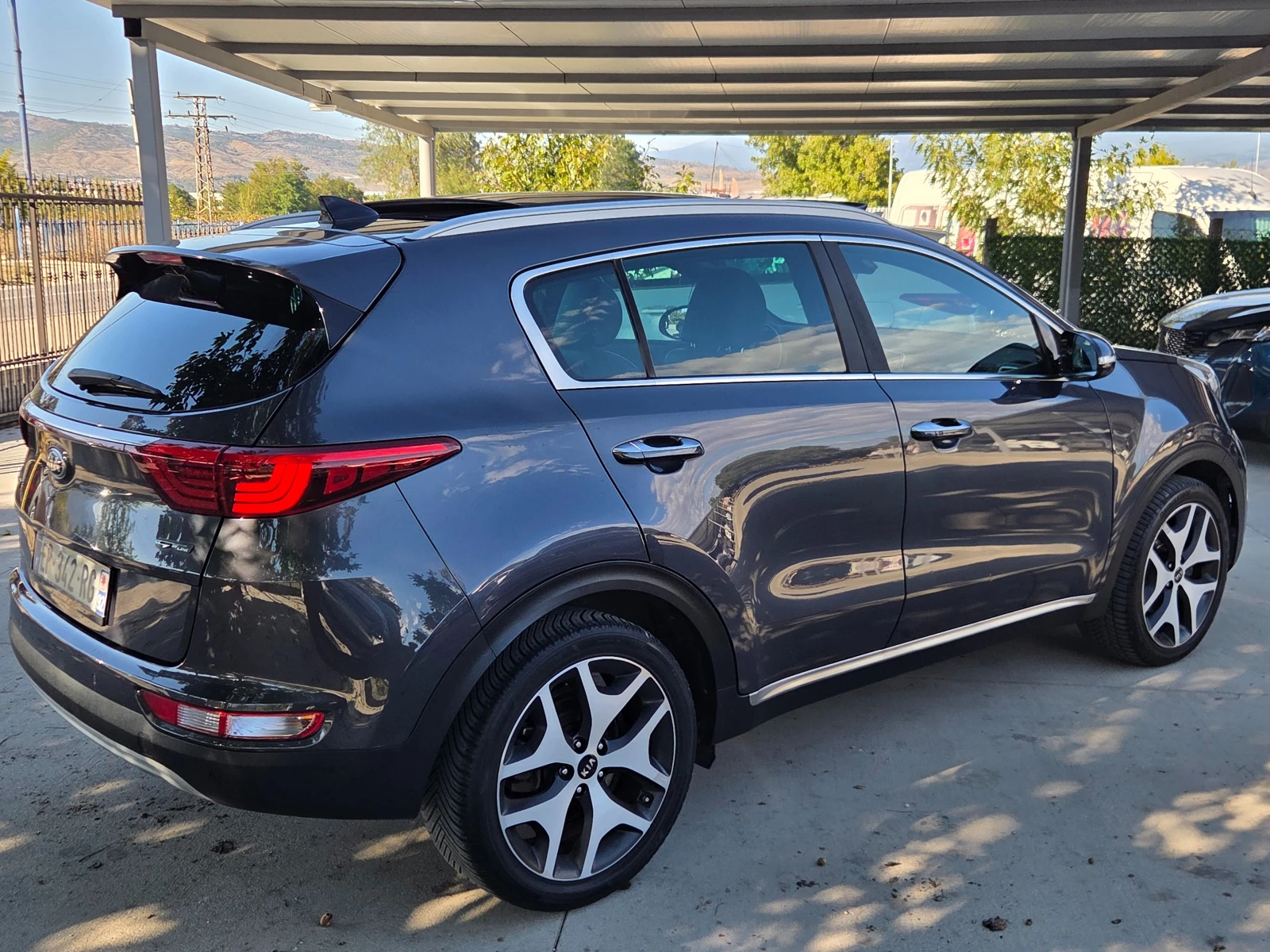 Kia Sportage 1.7 D GT-LINE* * PANORAMA* KAYLES GO* NAVI* START-, снимка 6 - Автомобили и джипове - 56315534